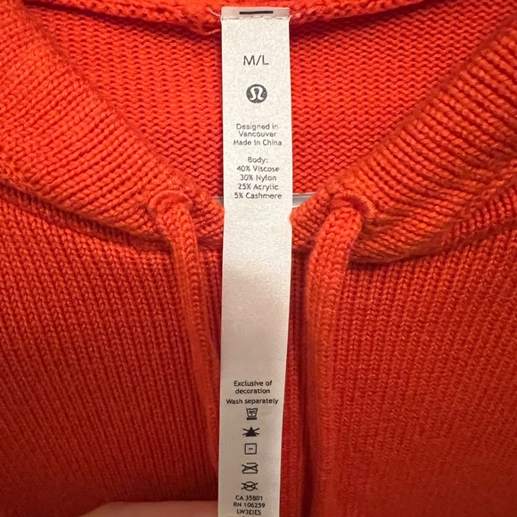 Lululemon double knit sweater with hood - Picture 3 of 5
